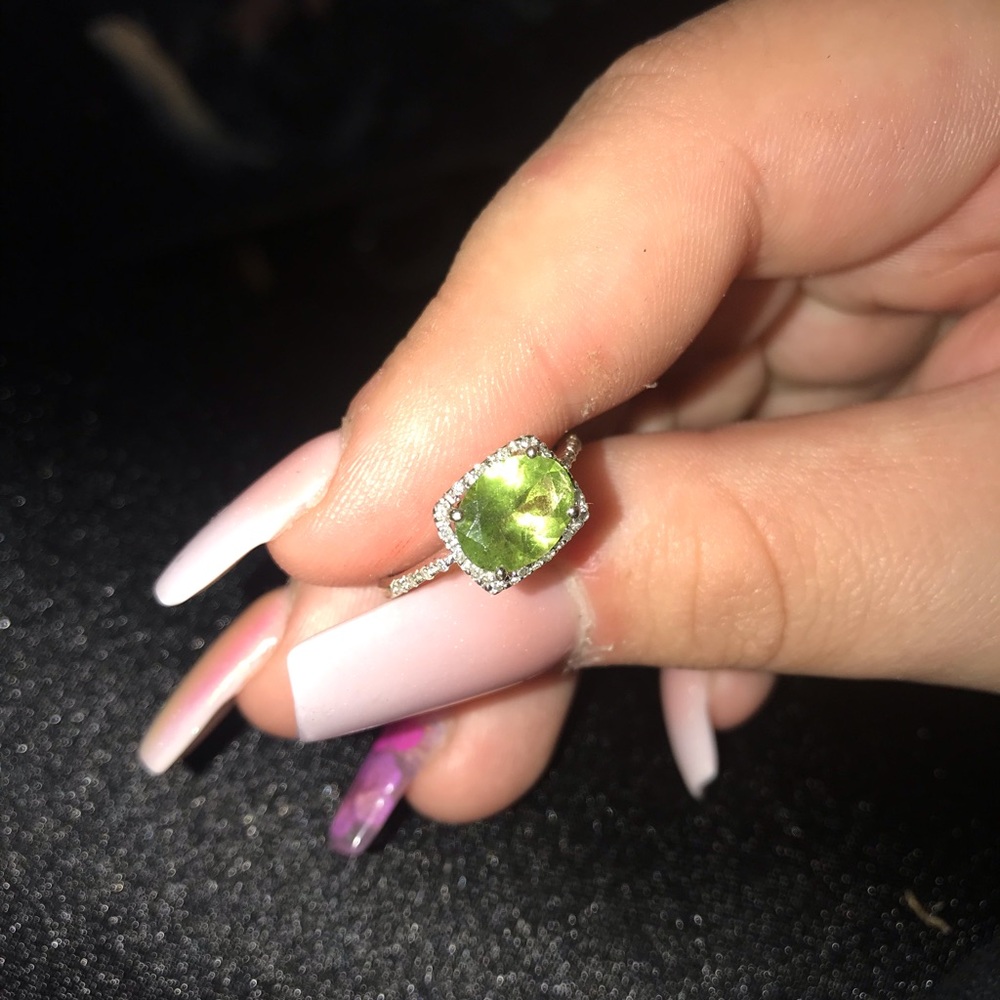 14K peridot ring (August birthstone)